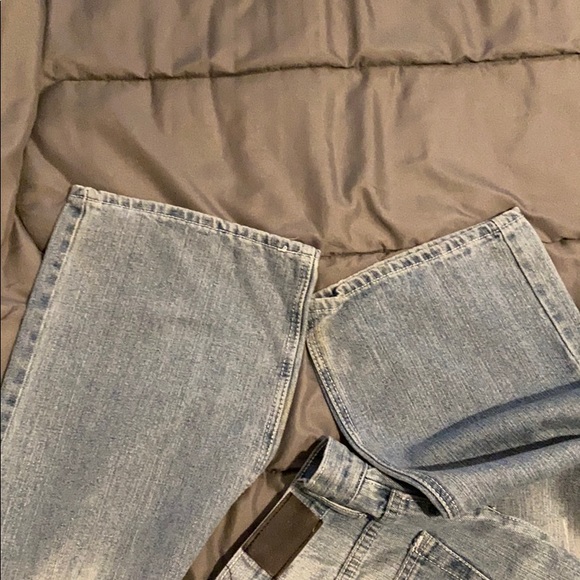 Beyond the limit 36x32 distressed jeans - Picture 6 of 6